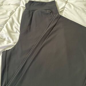 Ninepine Women's Grey Pants